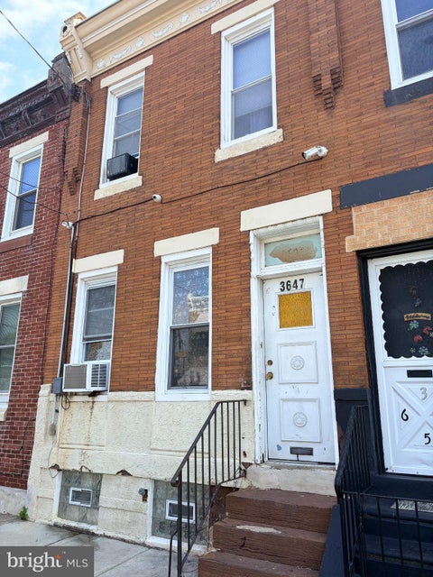 Townhouse For Rent - 3649 N 7th Street<br/> PHILADELPHIA, PA 19140