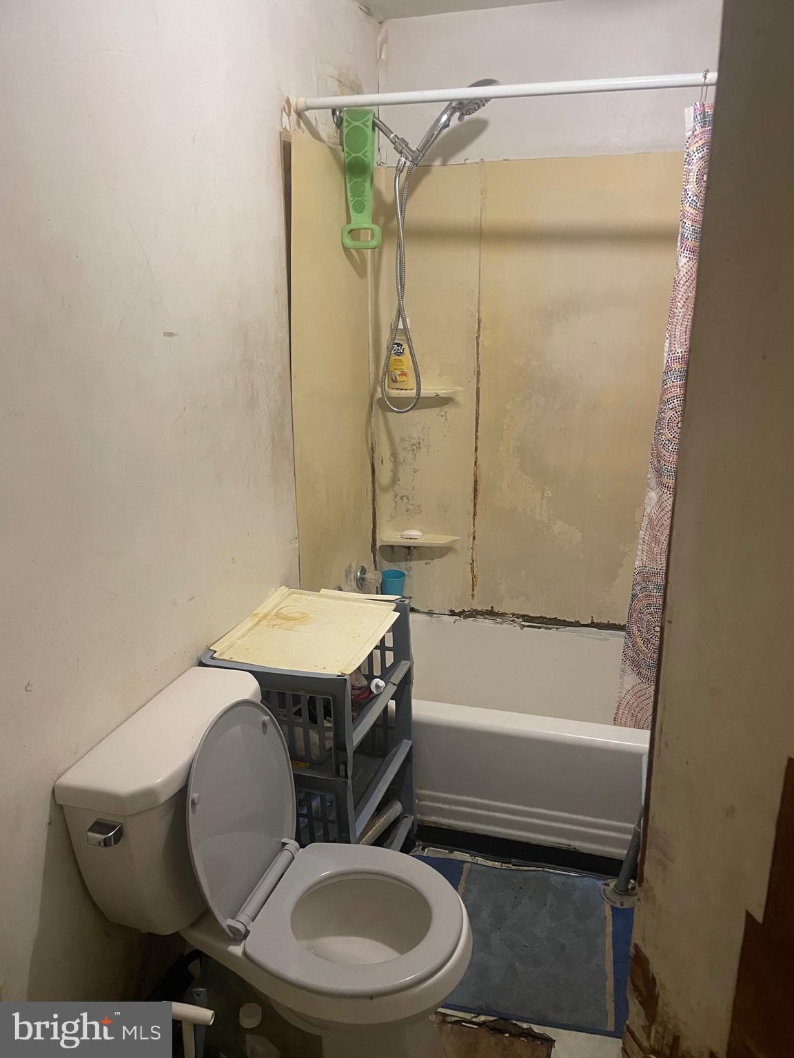 UNIVERSITY CITY - Residential