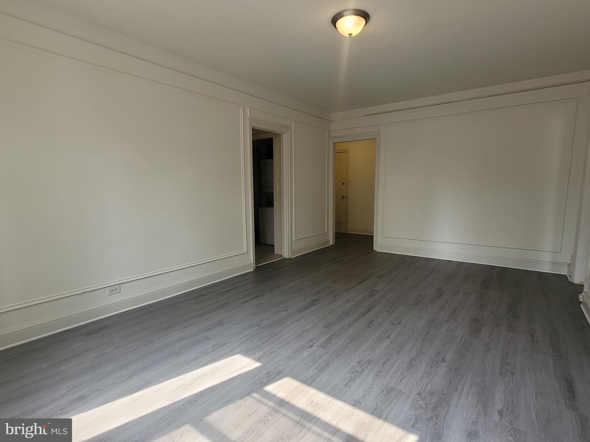 2031 LOCUST STREET 604