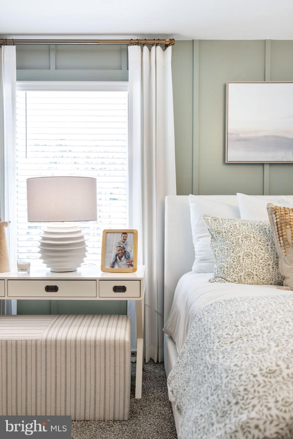 RED HILL - Residential