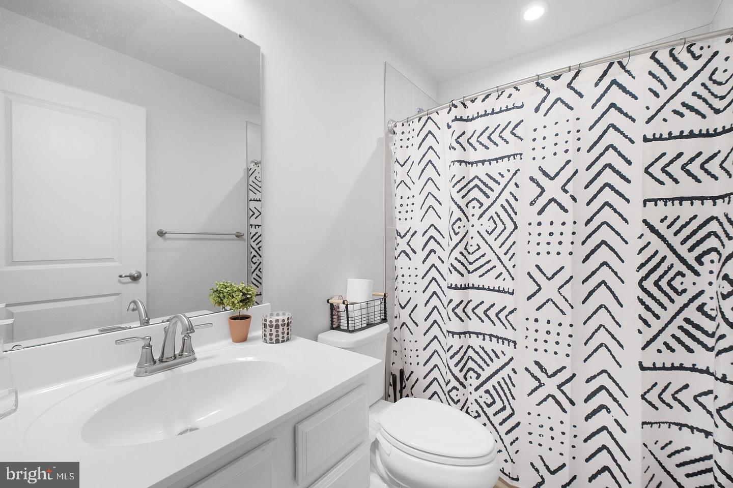 ANCHOR POINT - Residential