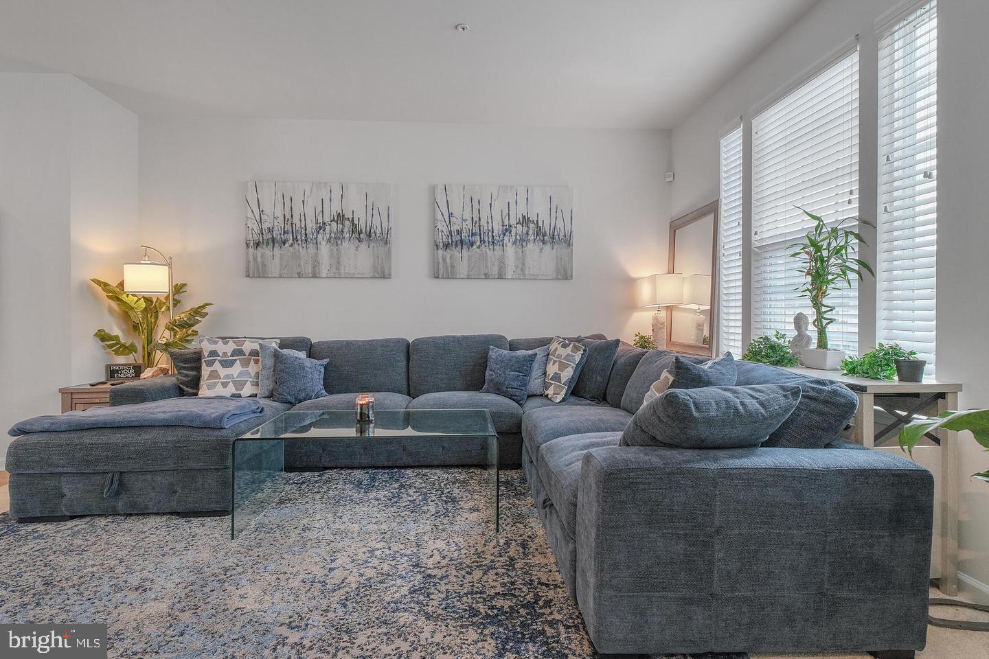 ANCHOR POINT - Residential