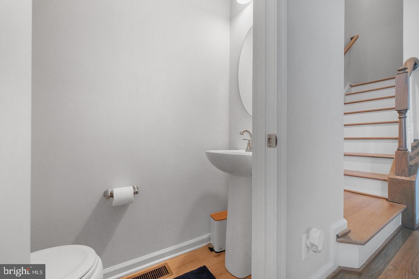 ANCHOR POINT - Residential