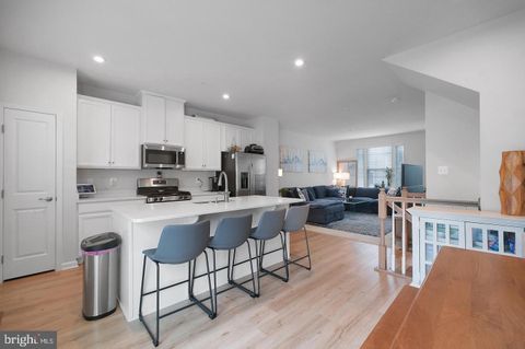 Townhouse For Sale - 52 Caswell Drive<br/> INDIAN HEAD, MD 20640