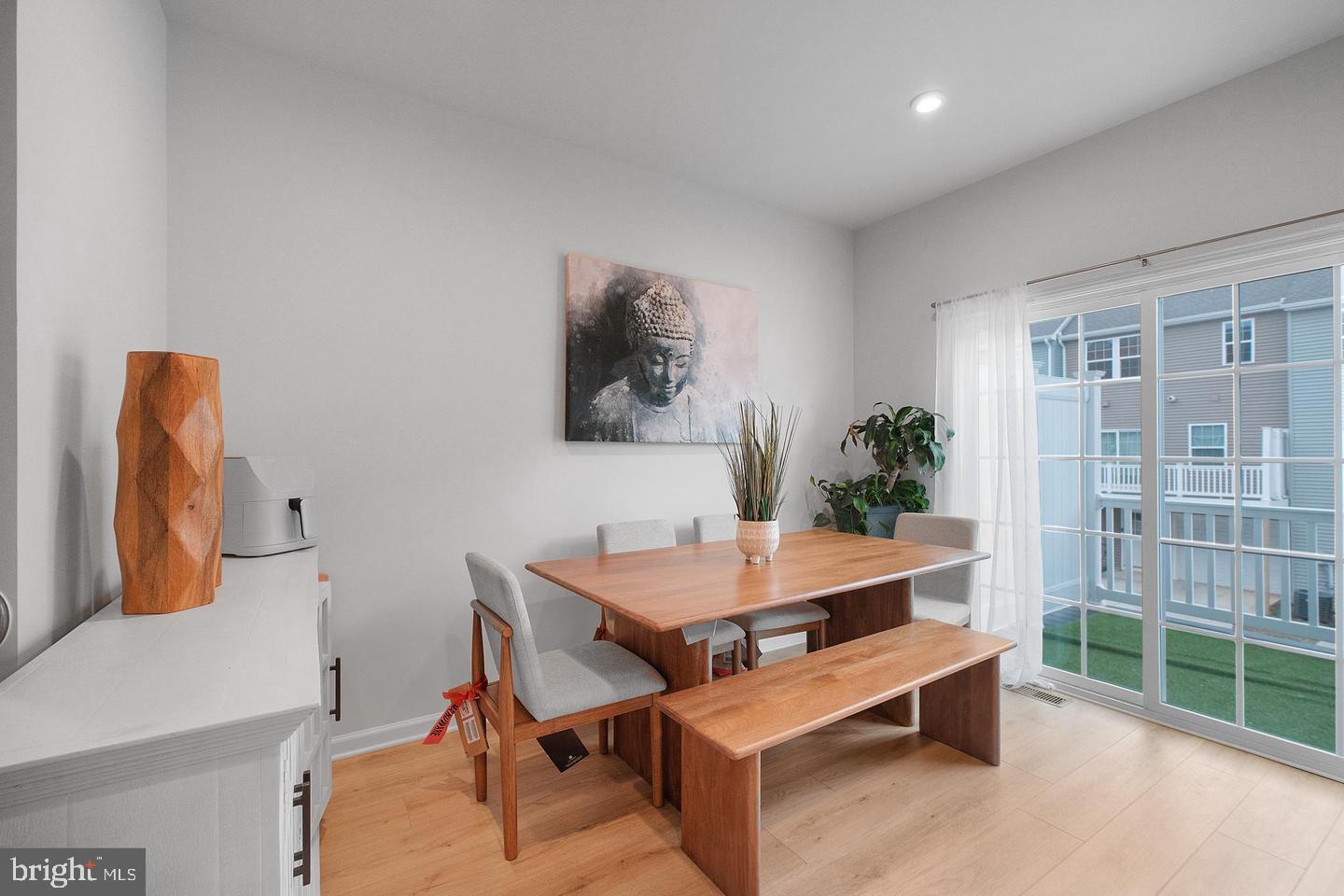 ANCHOR POINT - Residential