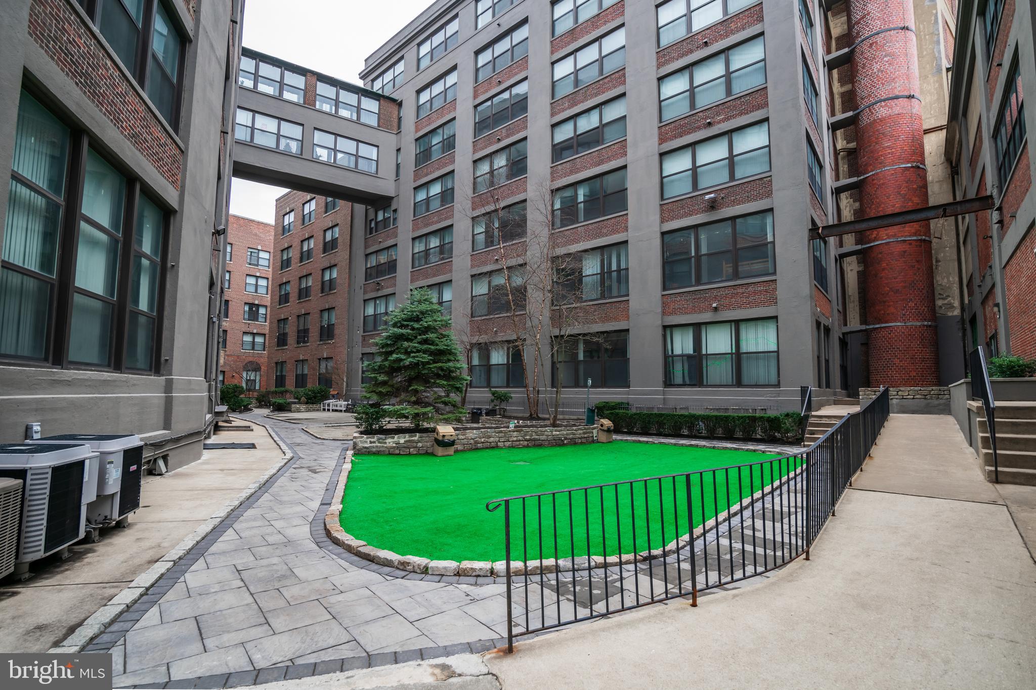 CENTER CITY - Residential Lease