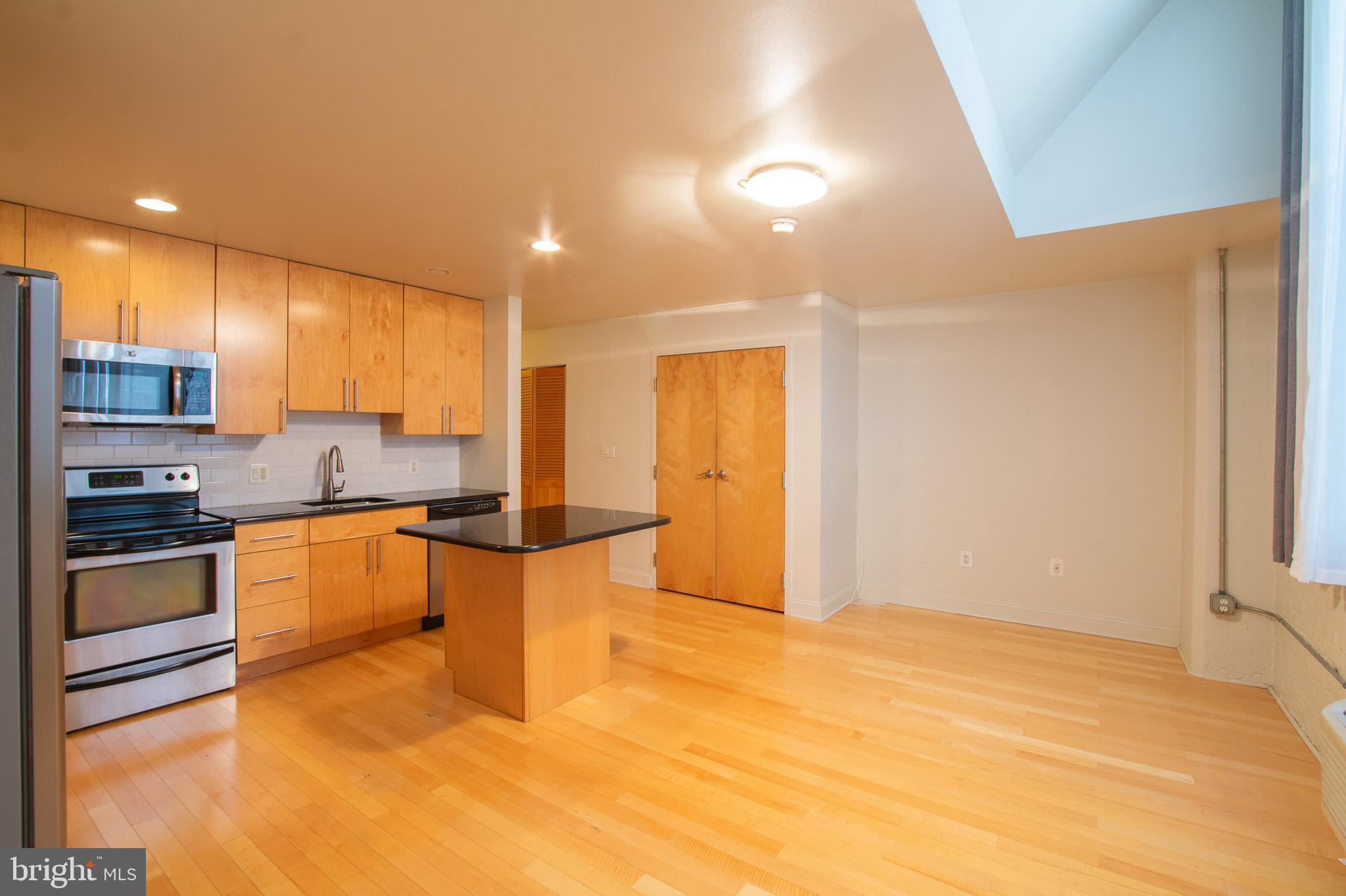 CENTER CITY - Residential Lease