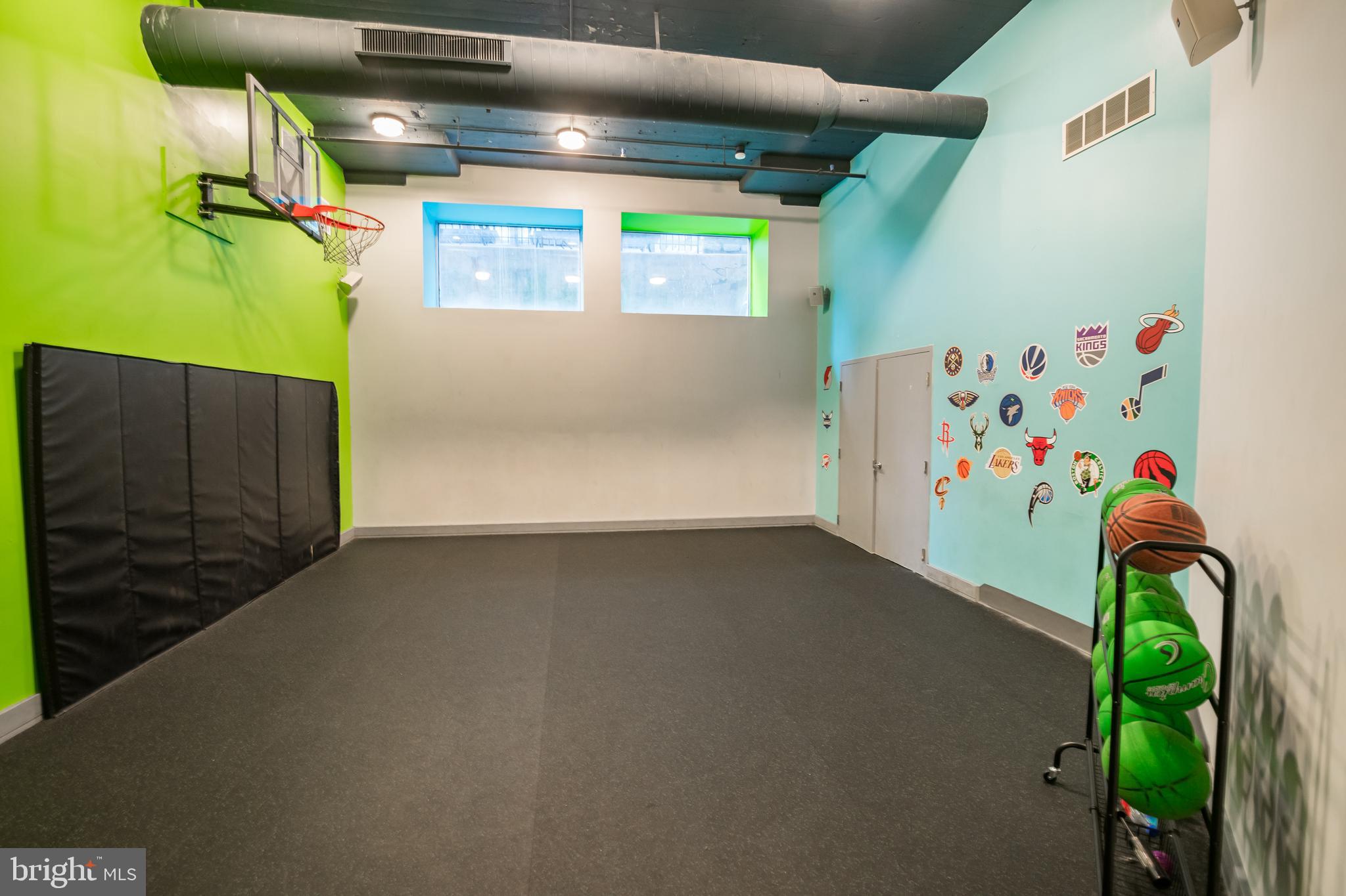 CENTER CITY - Residential Lease