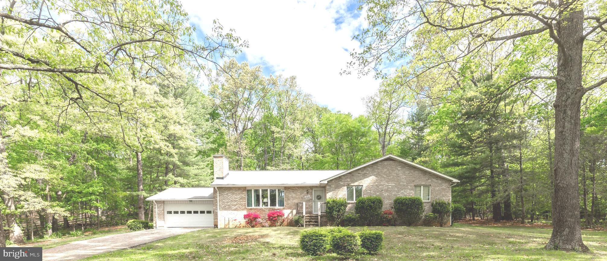 1270 WOODLAND CIRCLE