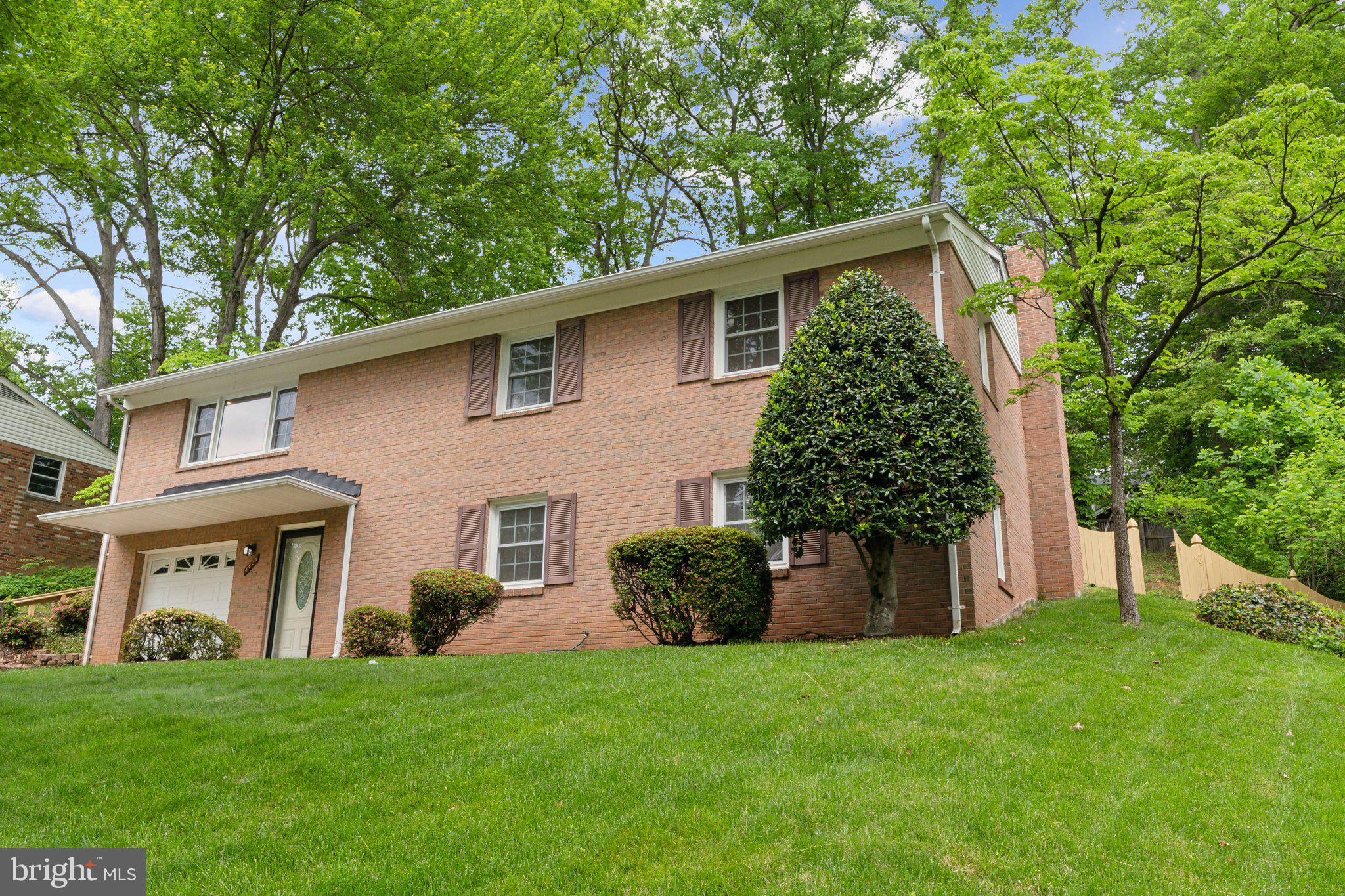 8626 KERRY LANE