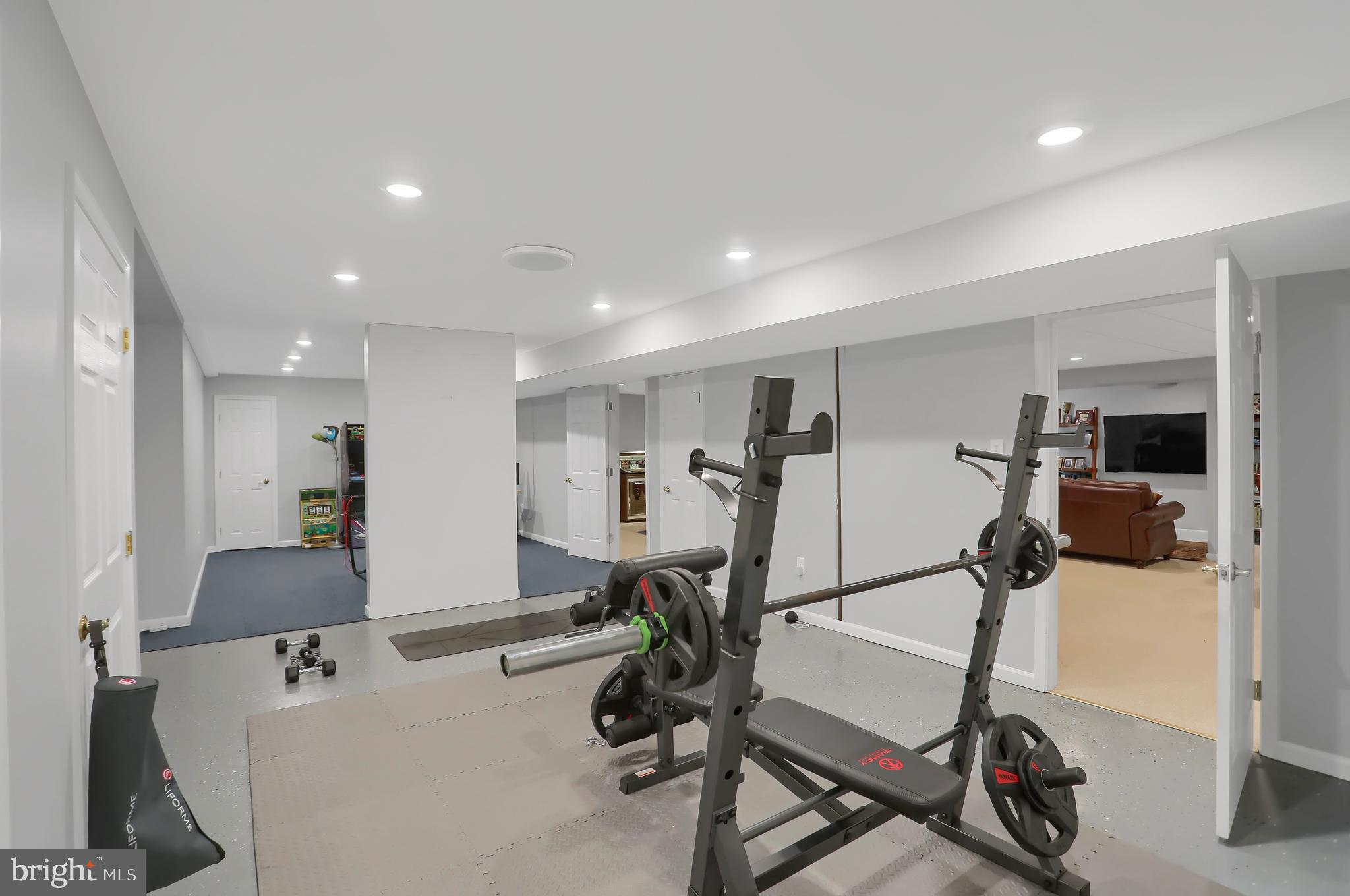 VINEYARD OAK NORTH - Residential
