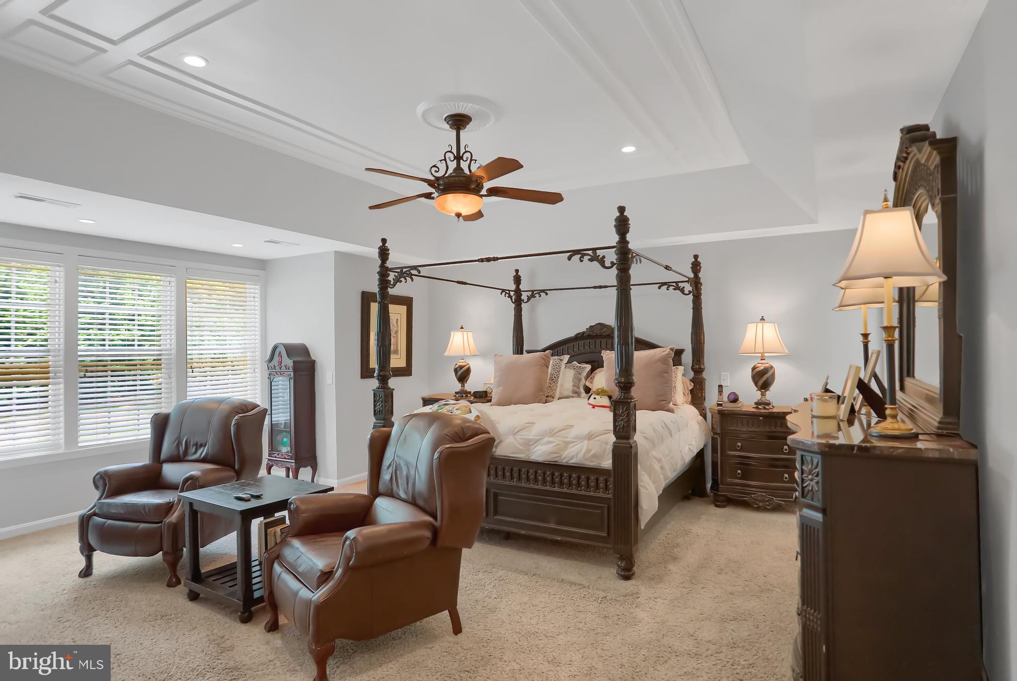 VINEYARD OAK NORTH - Residential