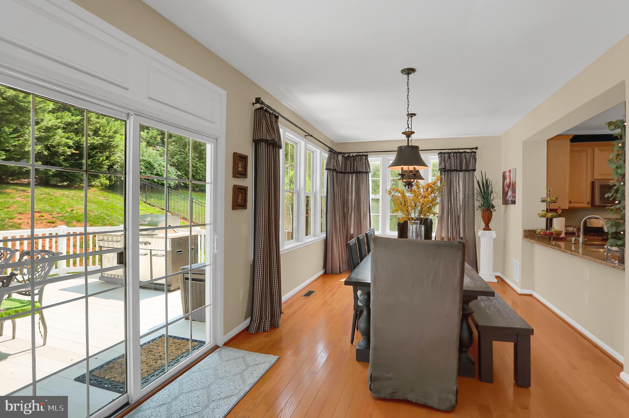 VINEYARD OAK NORTH - Residential