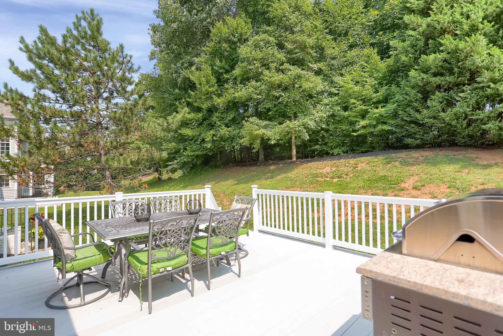 VINEYARD OAK NORTH - Residential