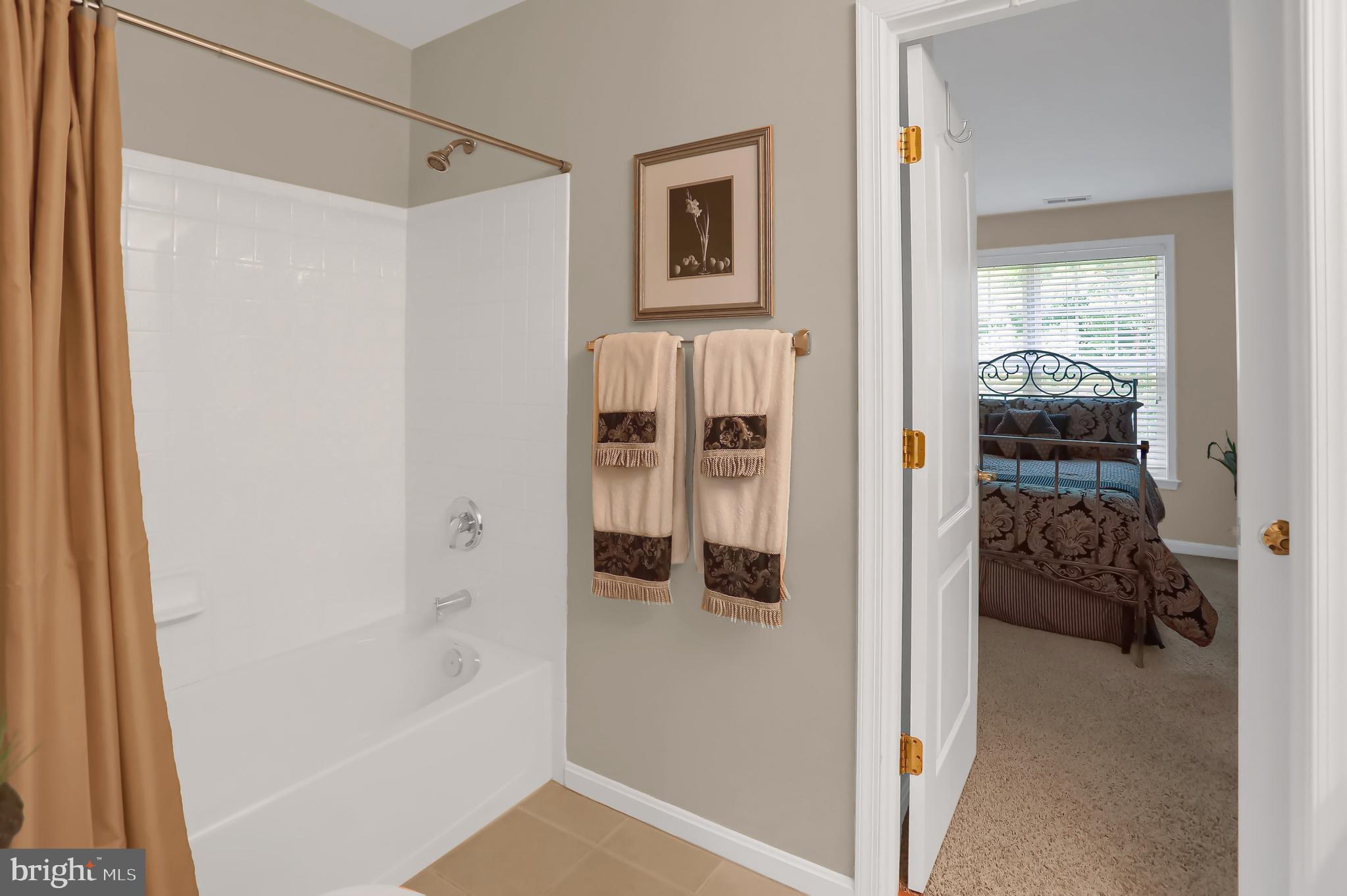 VINEYARD OAK NORTH - Residential