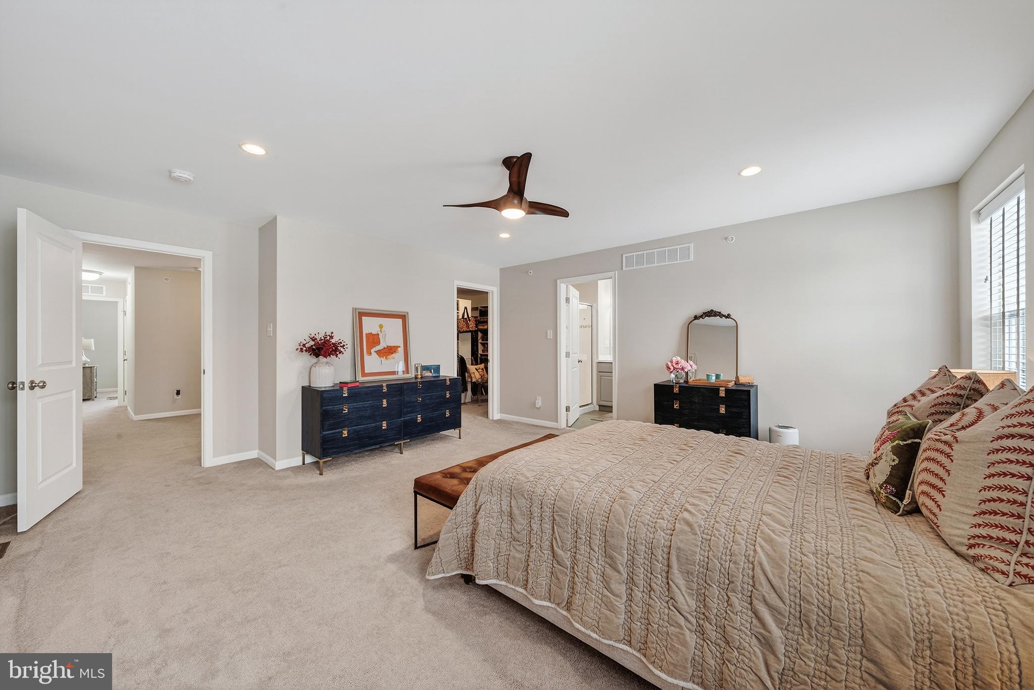 ENCLAVE AT RIDGEWOOD - Residential