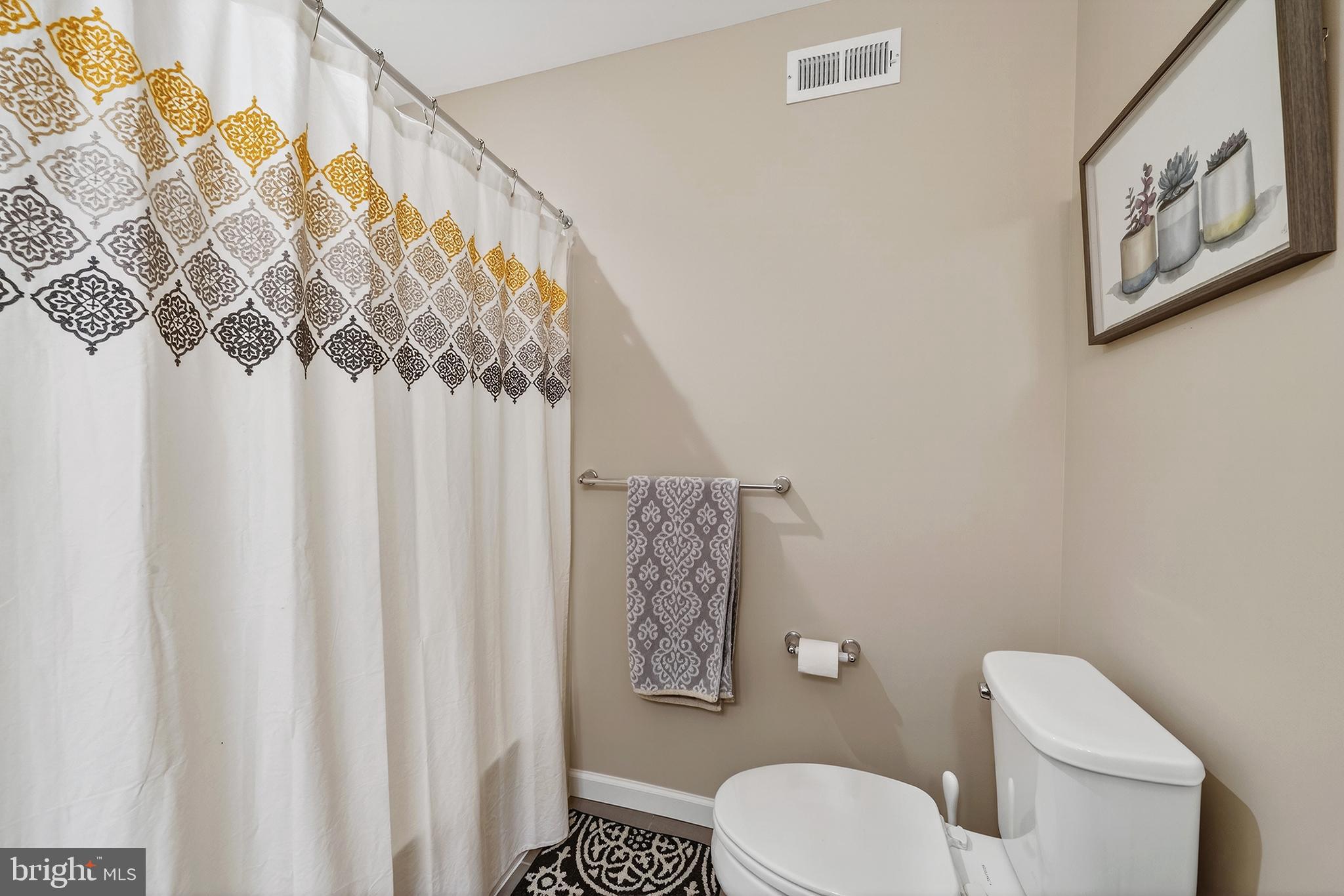 ENCLAVE AT RIDGEWOOD - Residential