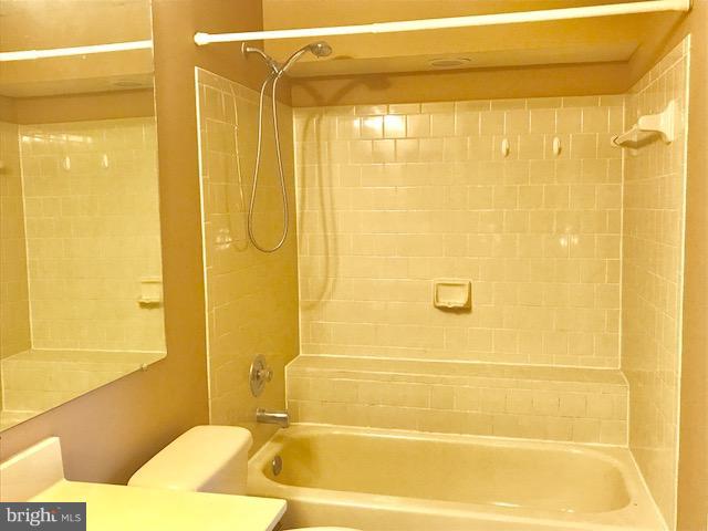 NEWGATE - Residential Lease