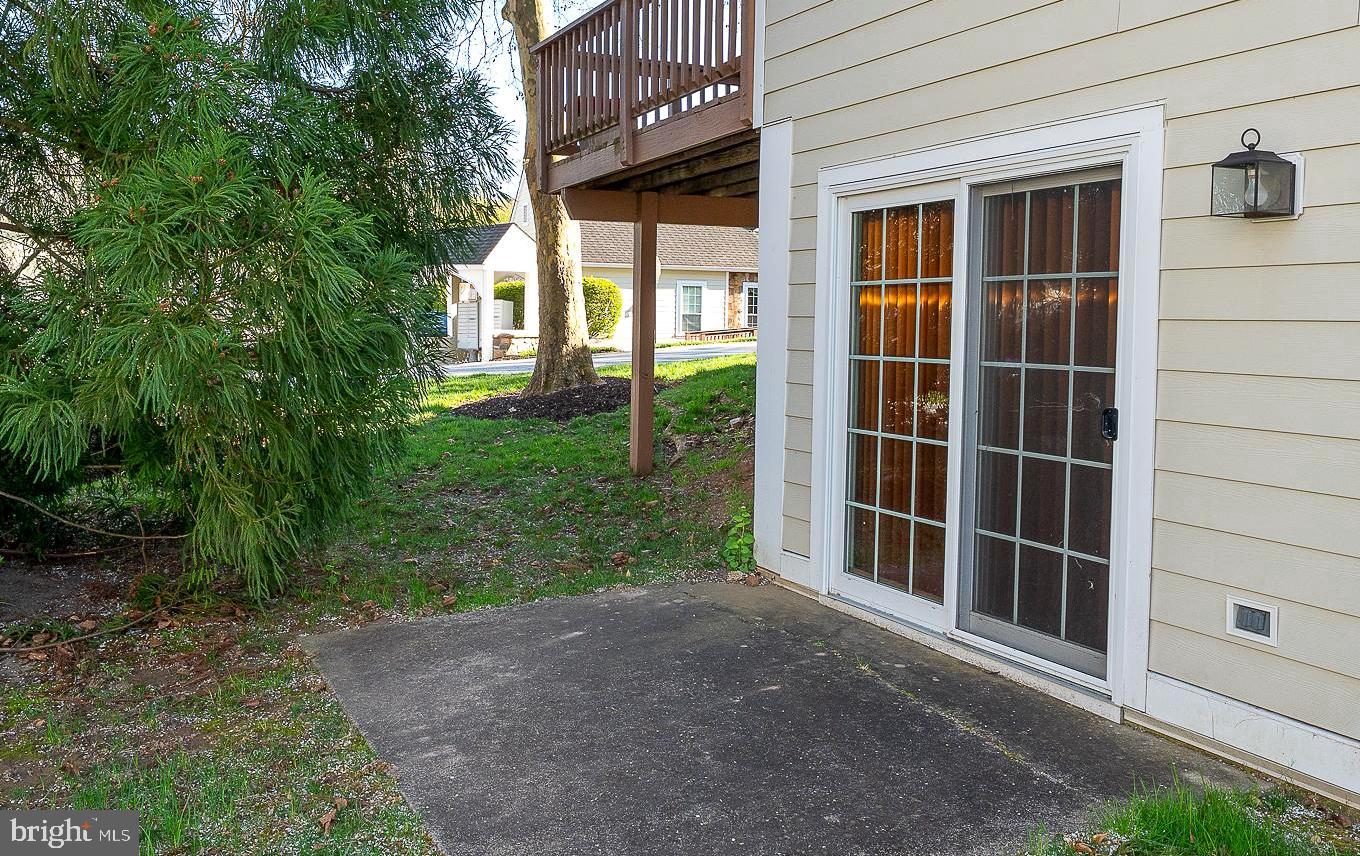 DAYLESFORD LAKE - Residential