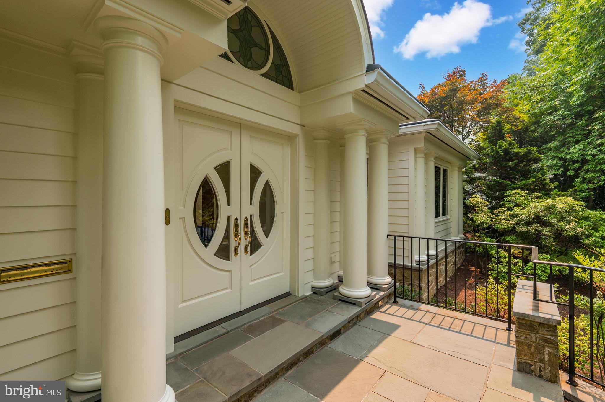 KENWOOD - Residential