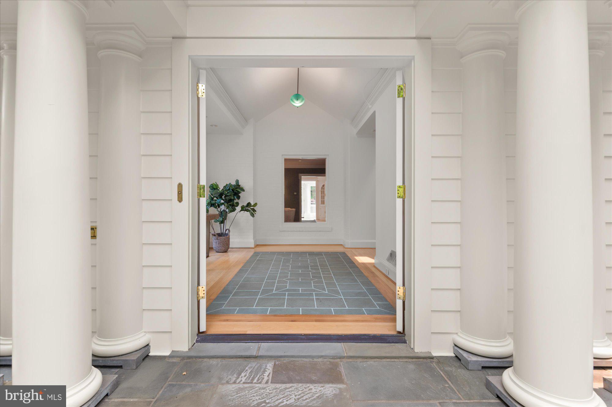 KENWOOD - Residential