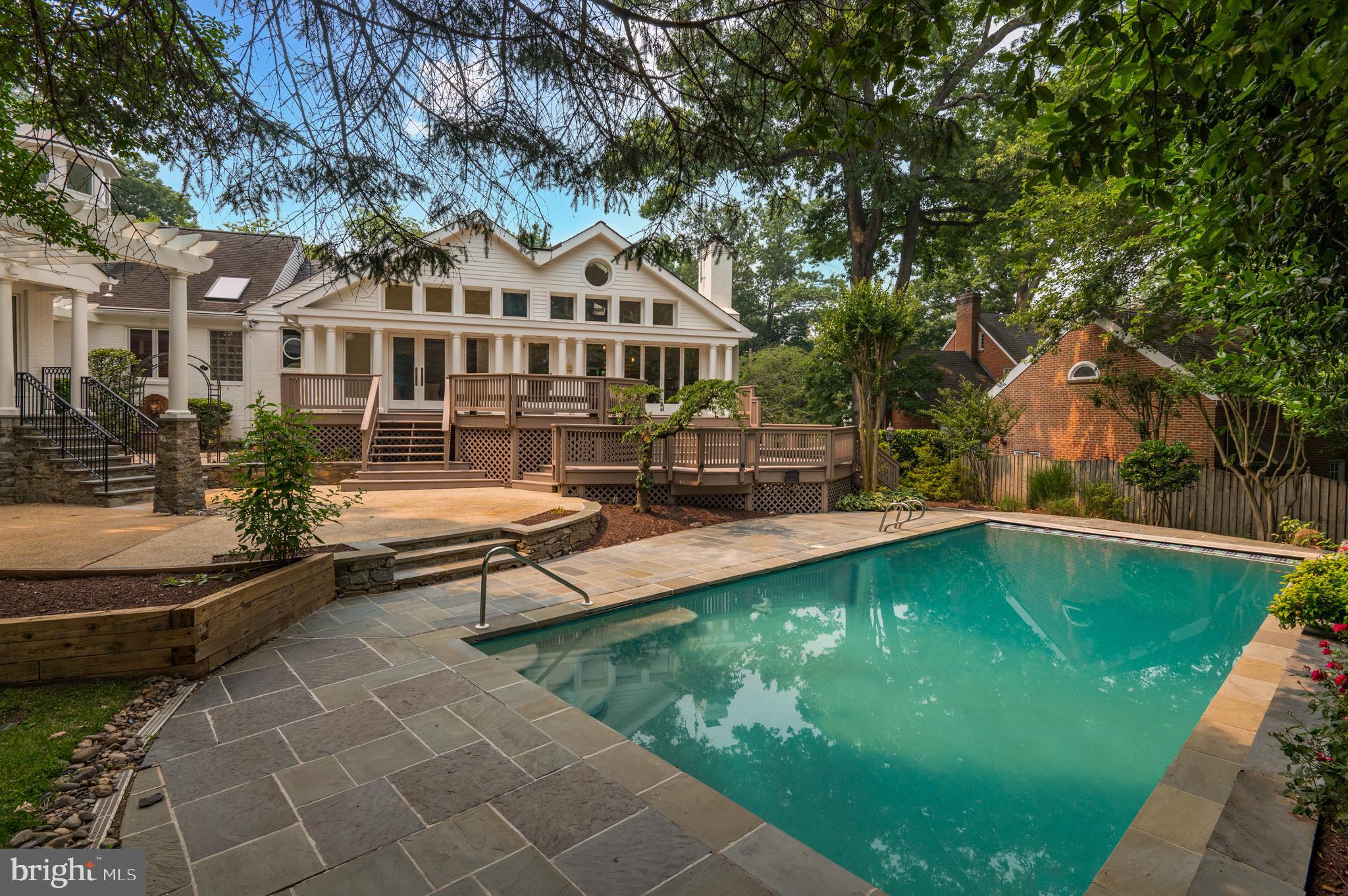 KENWOOD - Residential