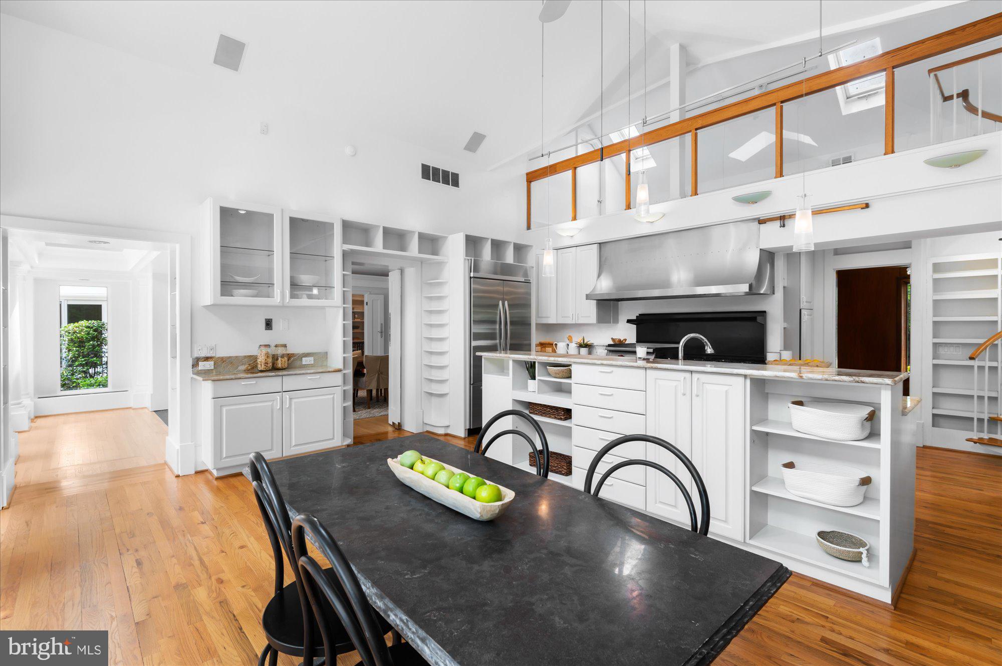 KENWOOD - Residential