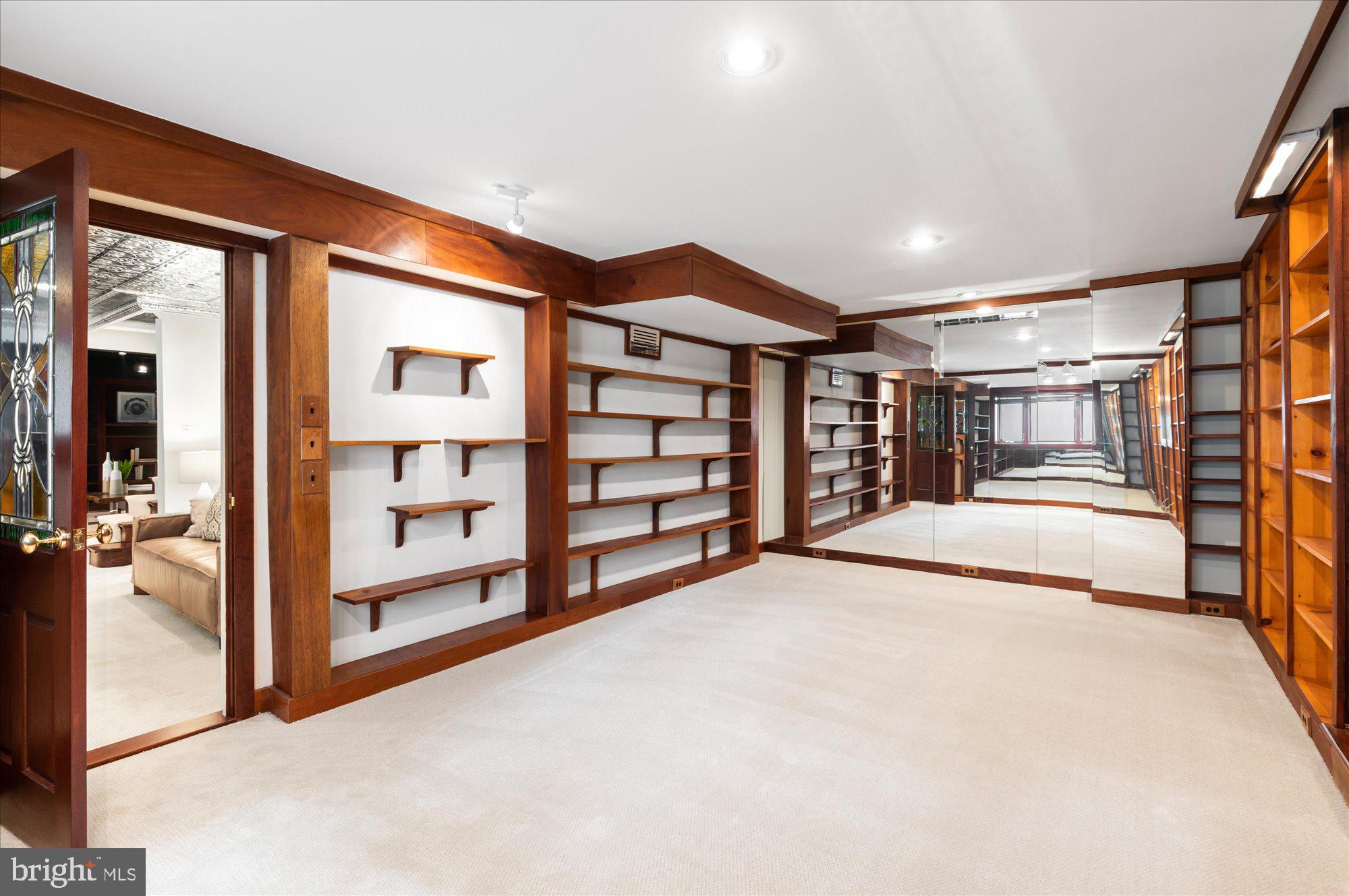 KENWOOD - Residential