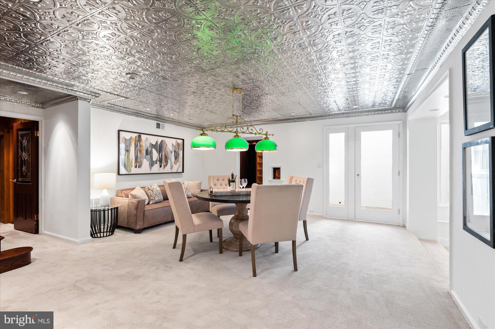 KENWOOD - Residential