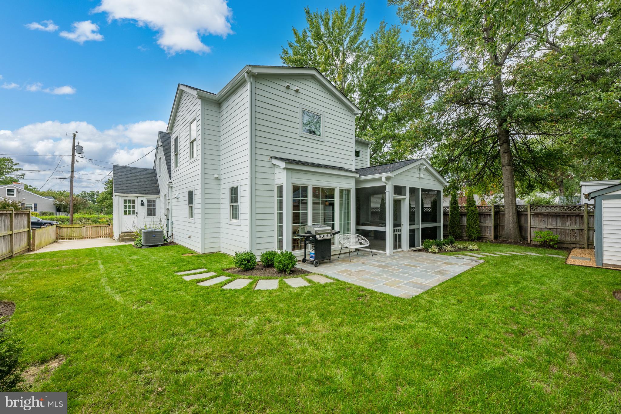 SEMINARY HEIGHTS - Residential