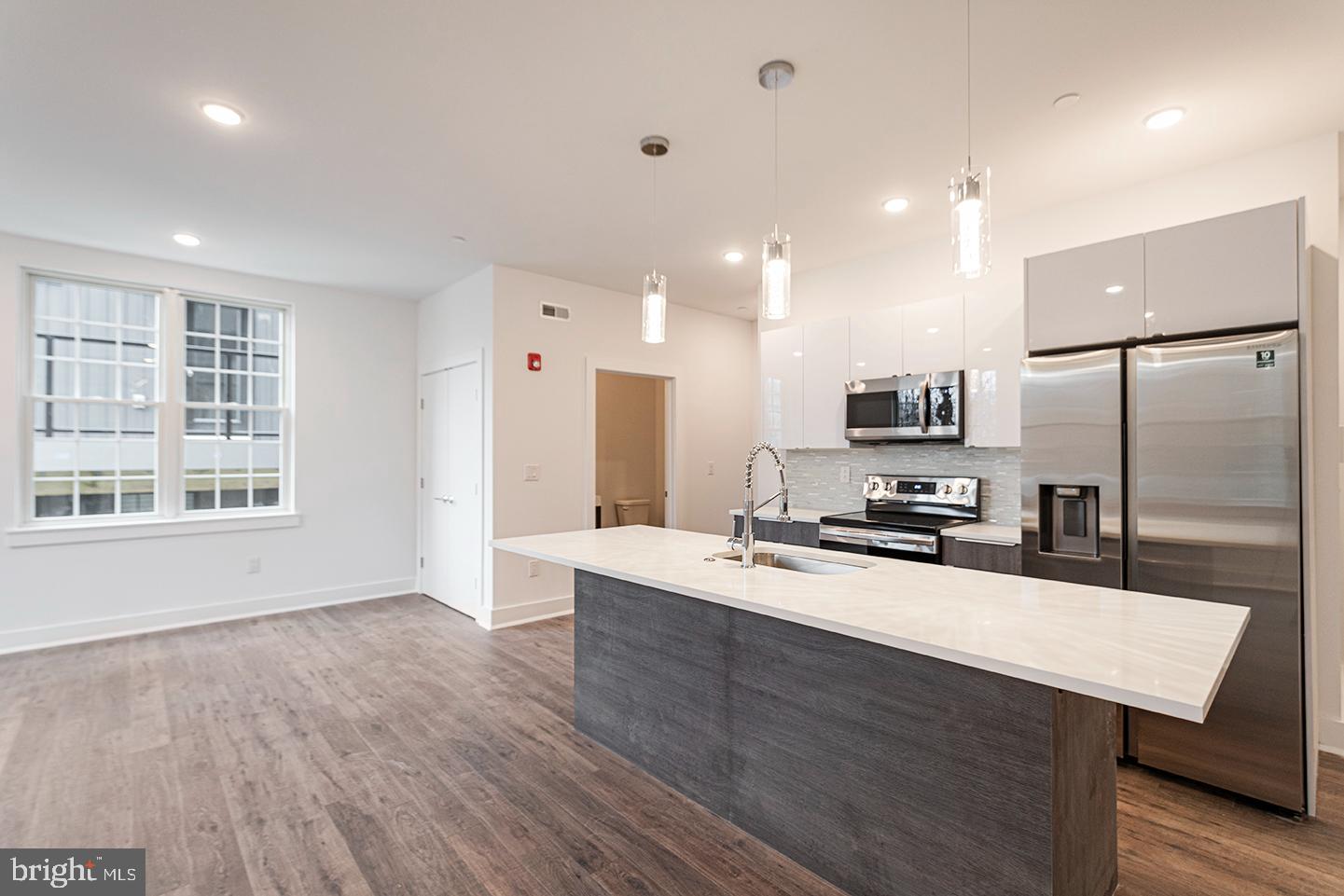 GRADUATE HOSPITAL - Residential Lease