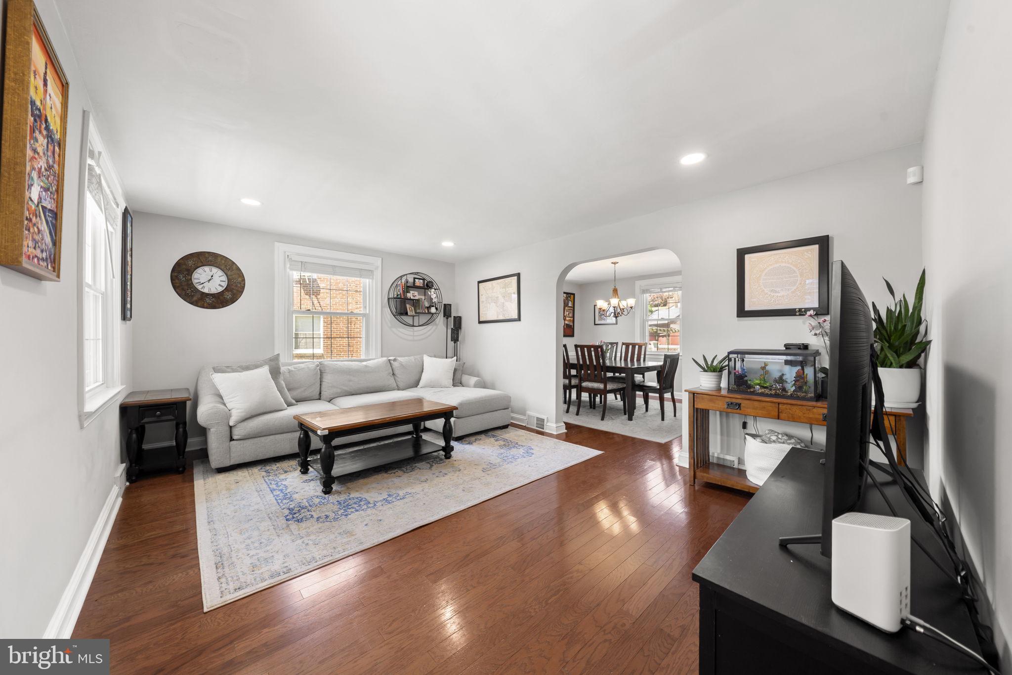 LYNNWOOD - Residential