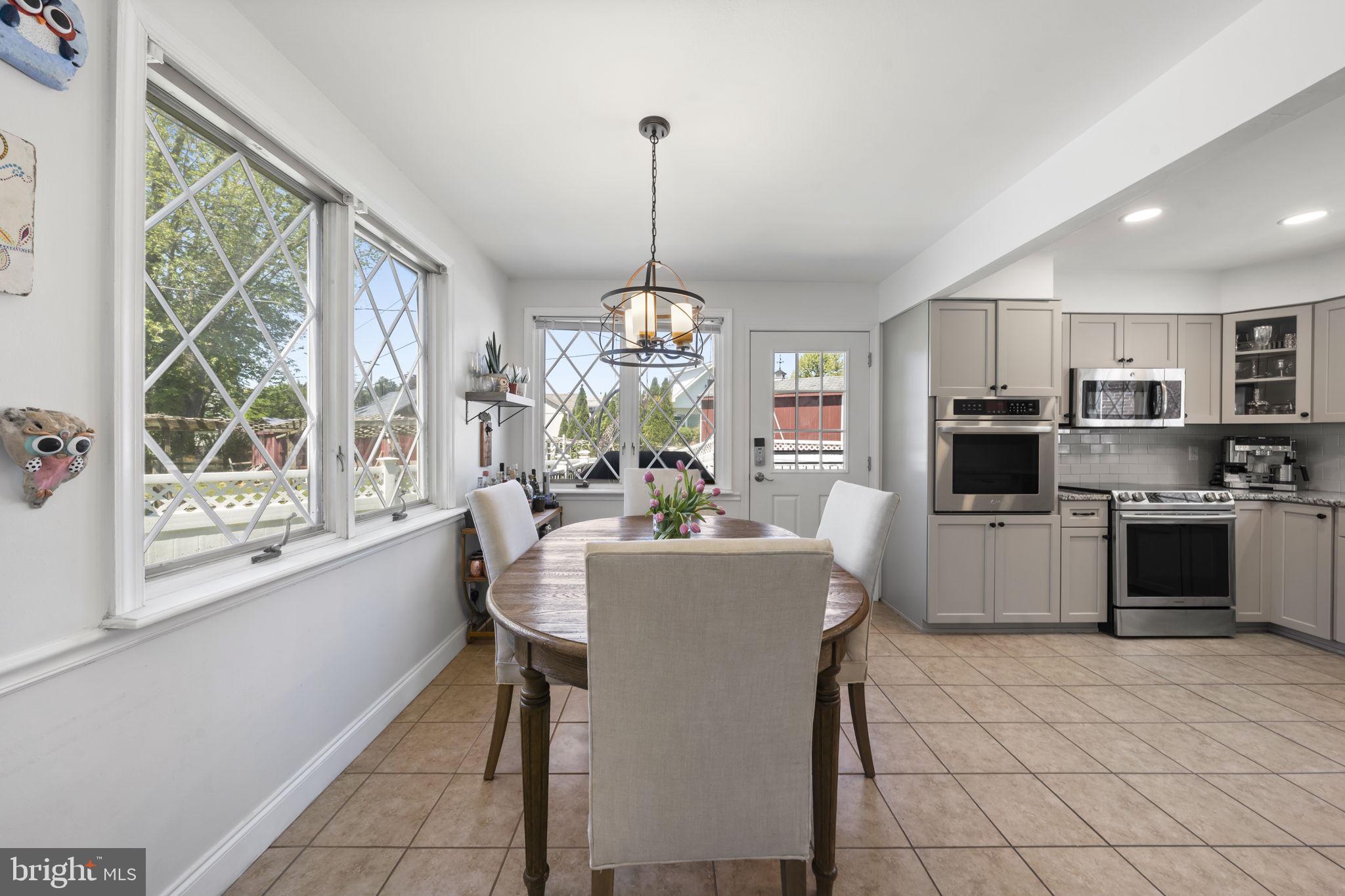 LYNNWOOD - Residential
