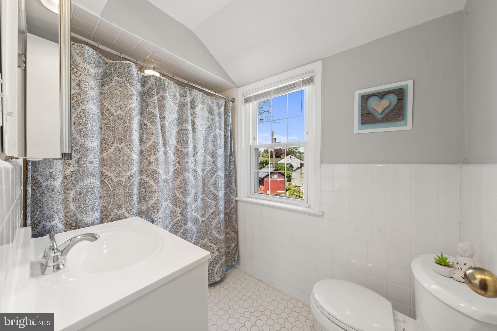 LYNNWOOD - Residential