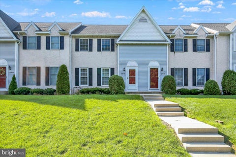 Townhouse For Rent - 2816 Kingston Drive<br/> READING, PA 19608