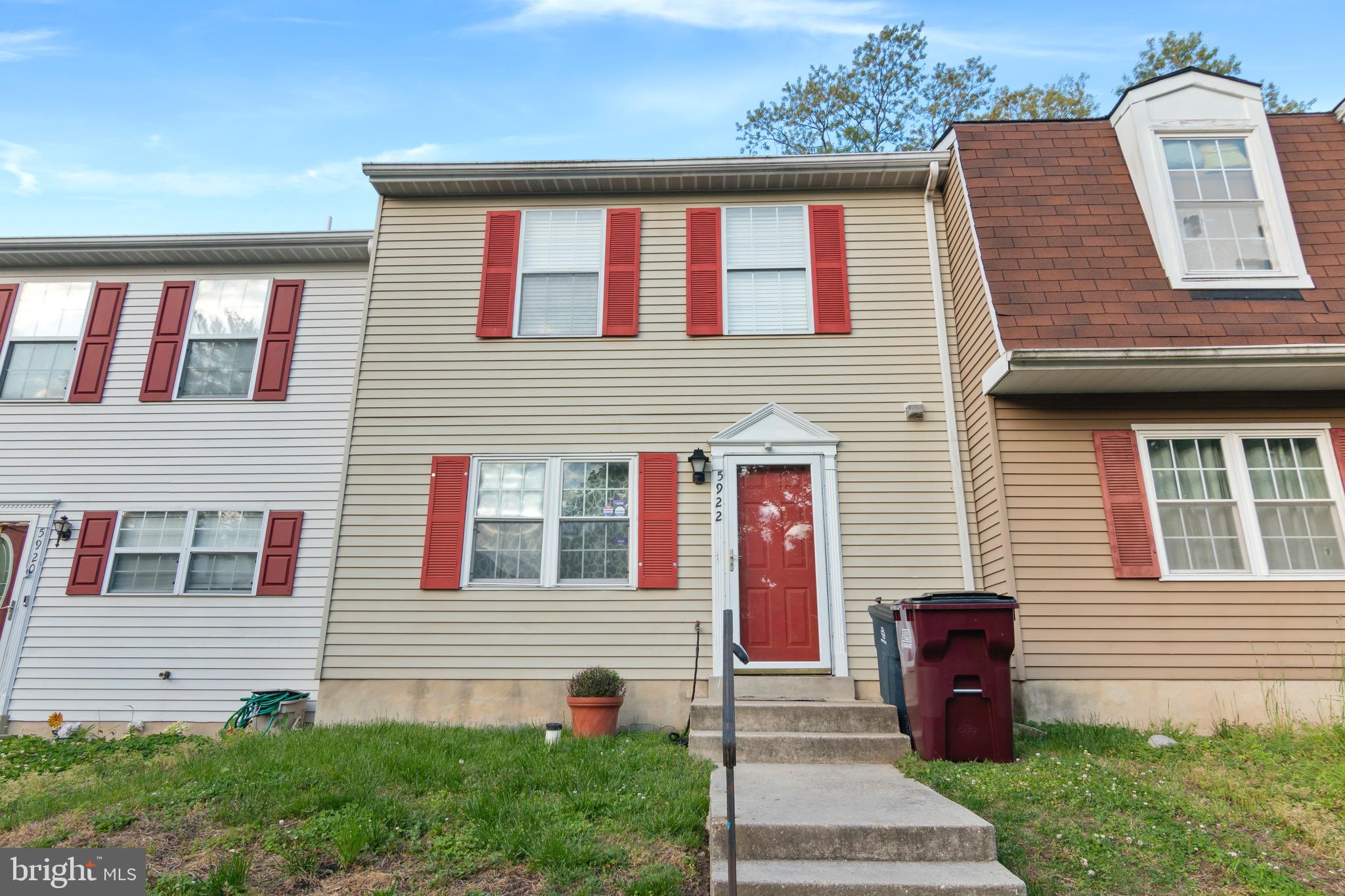 LONDON WOODS - Residential Lease