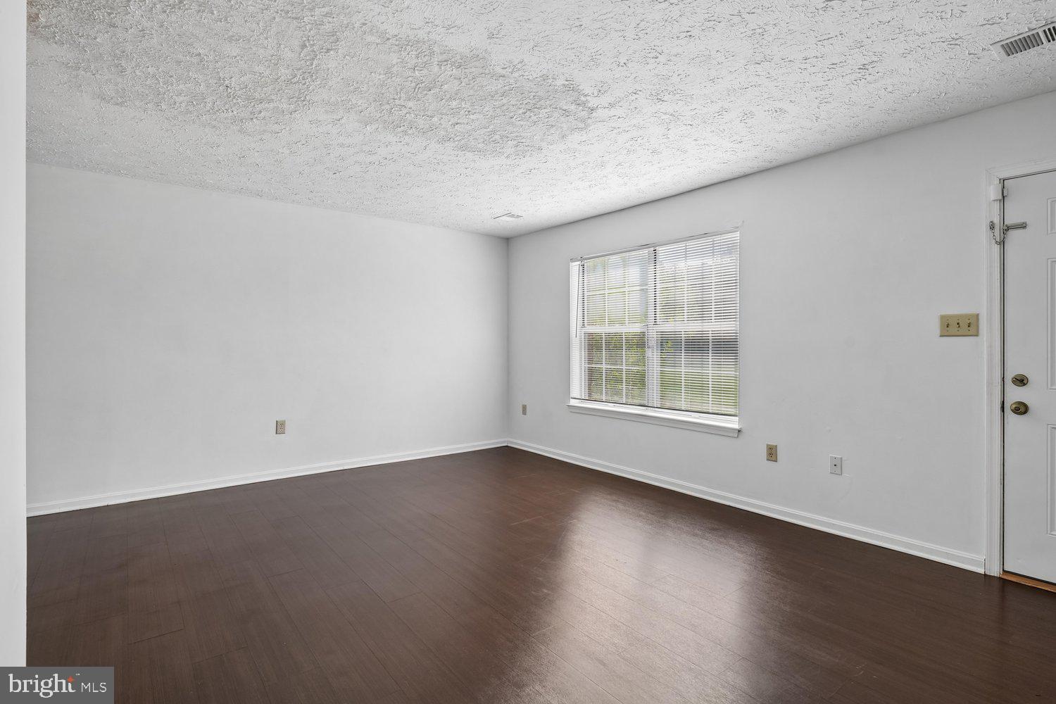 6091 RED SQUIRREL PLACE