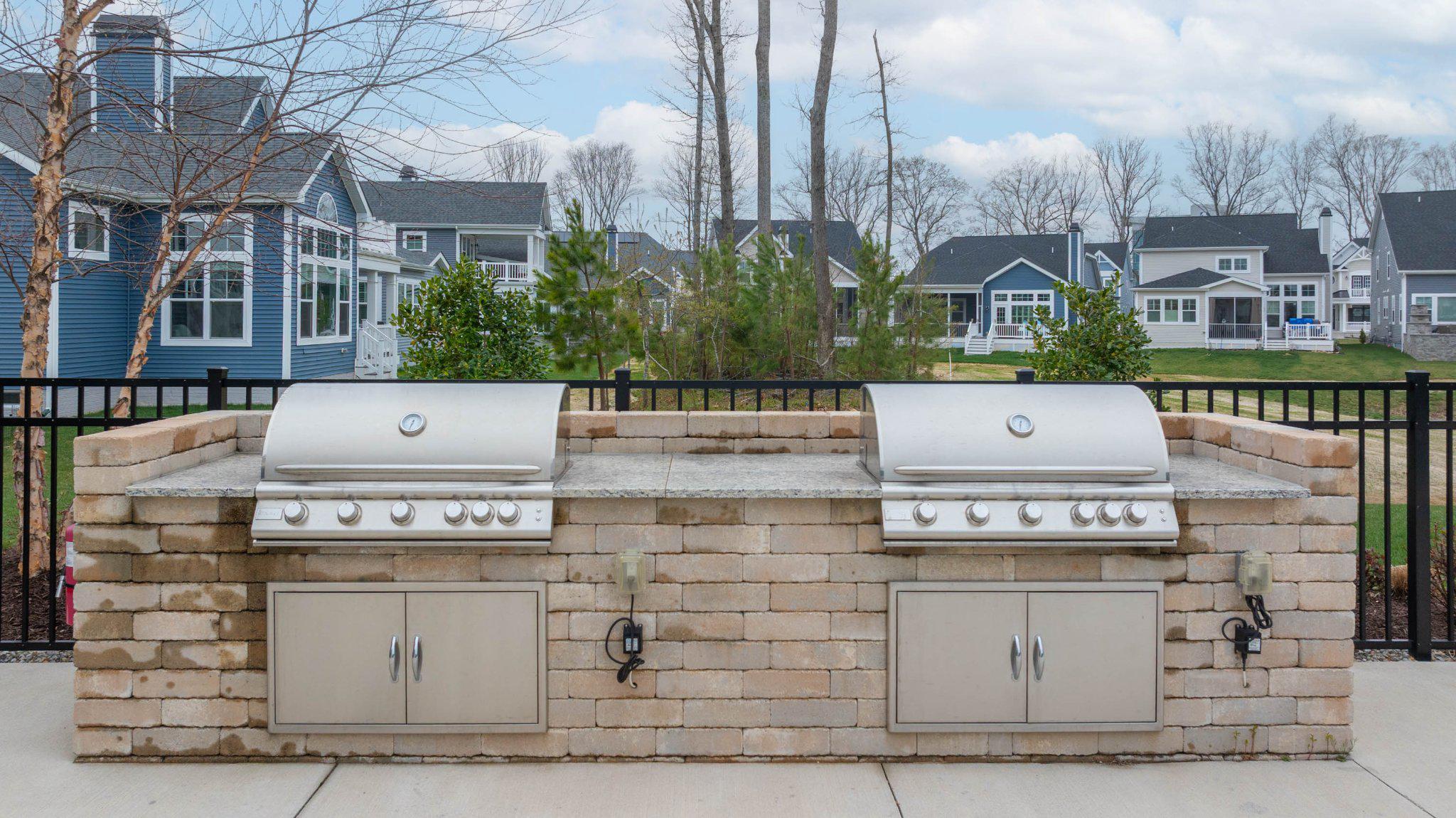 ARBOR-LYN - Residential