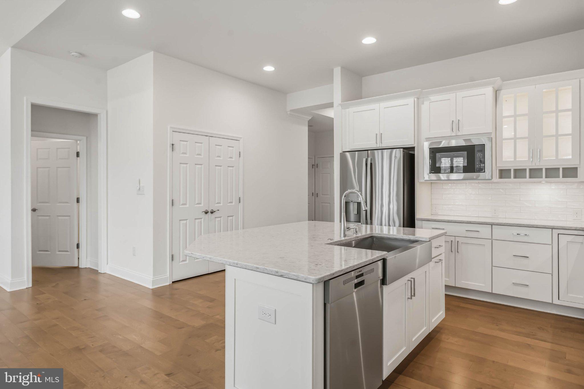 ARBOR-LYN - Residential