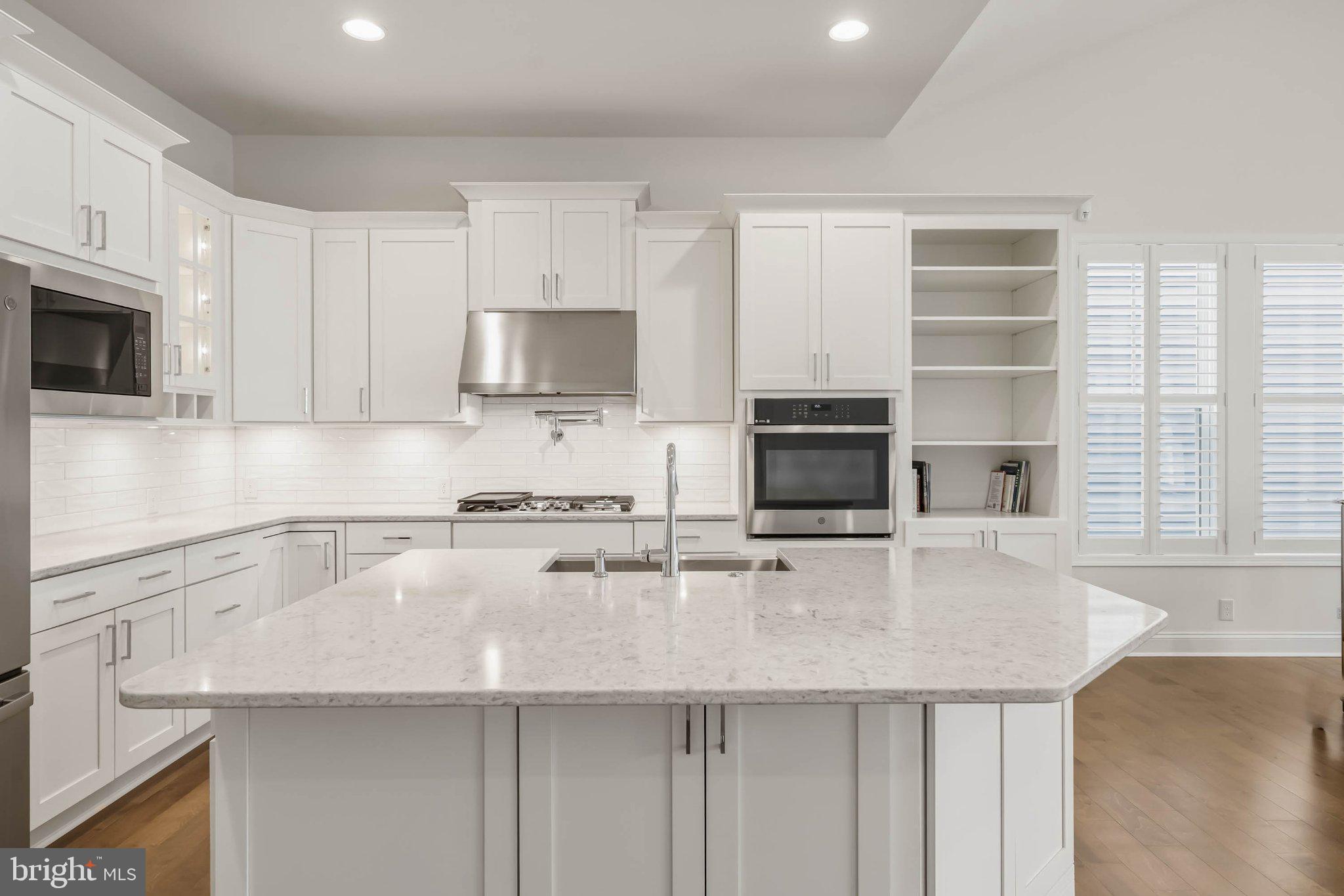 21010 RED CEDAR LANE