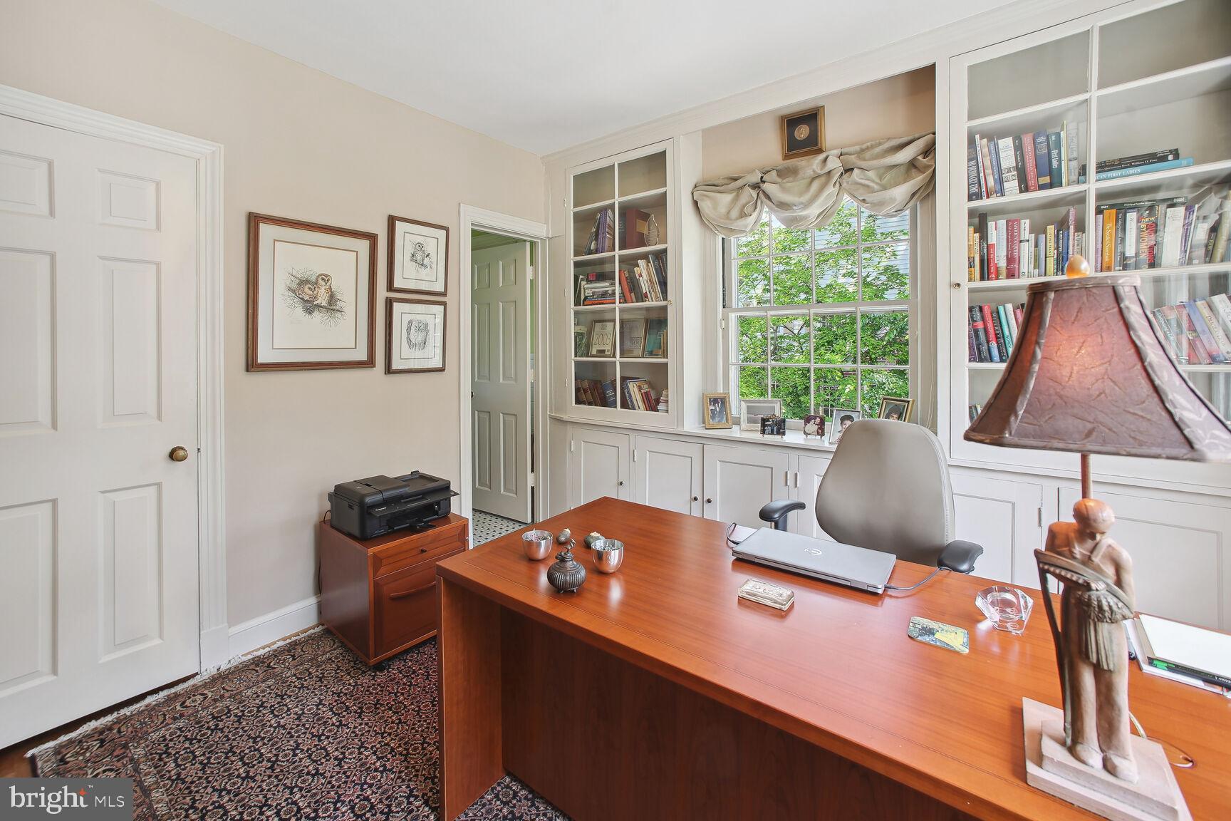 UNIVERSITY PARK - Residential