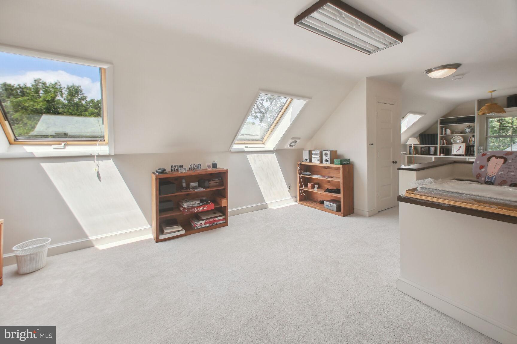 UNIVERSITY PARK - Residential