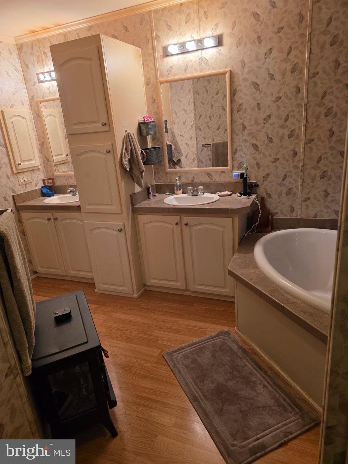 MAIZEFIELD COMMUNITY - Residential