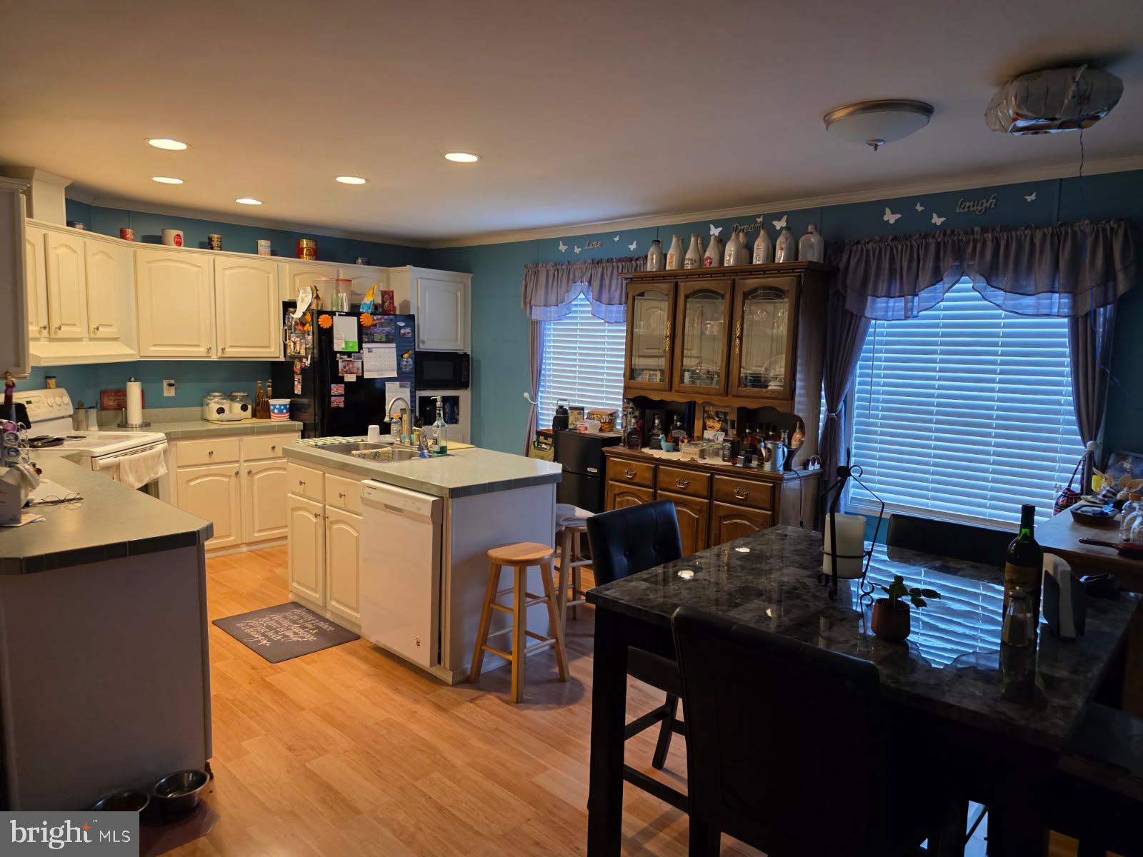 MAIZEFIELD COMMUNITY - Residential