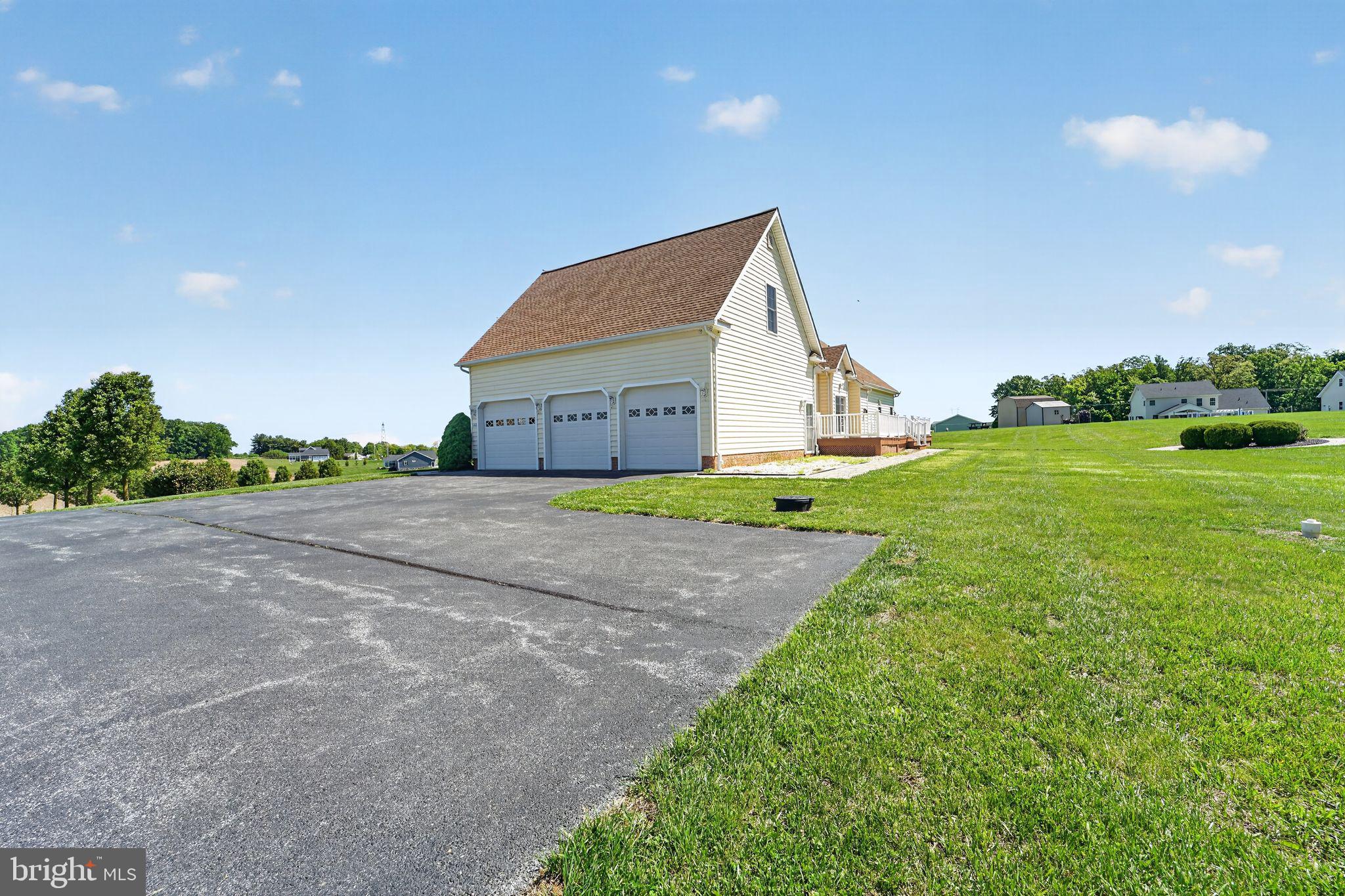 ROLLING ACRES - Residential