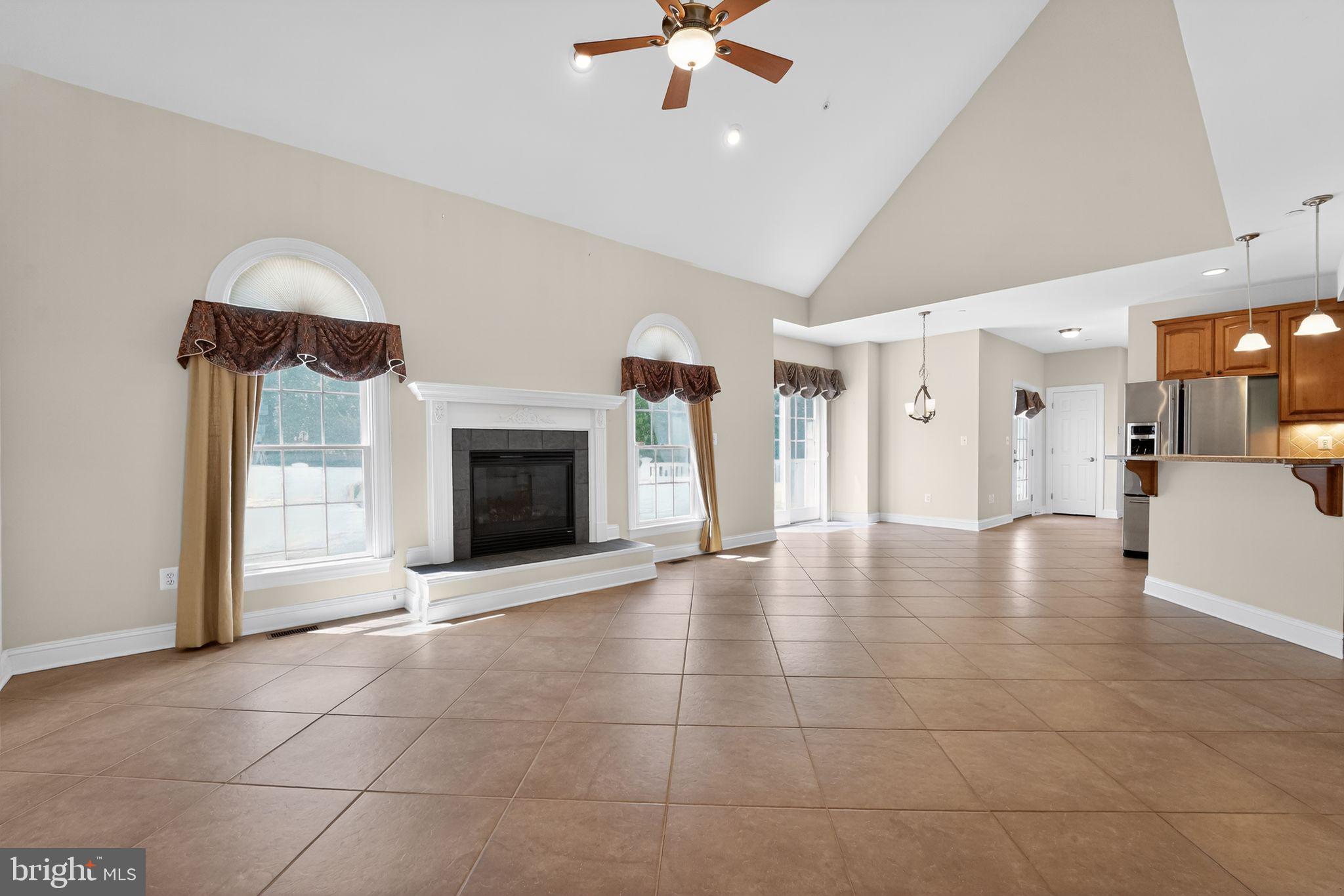 ROLLING ACRES - Residential