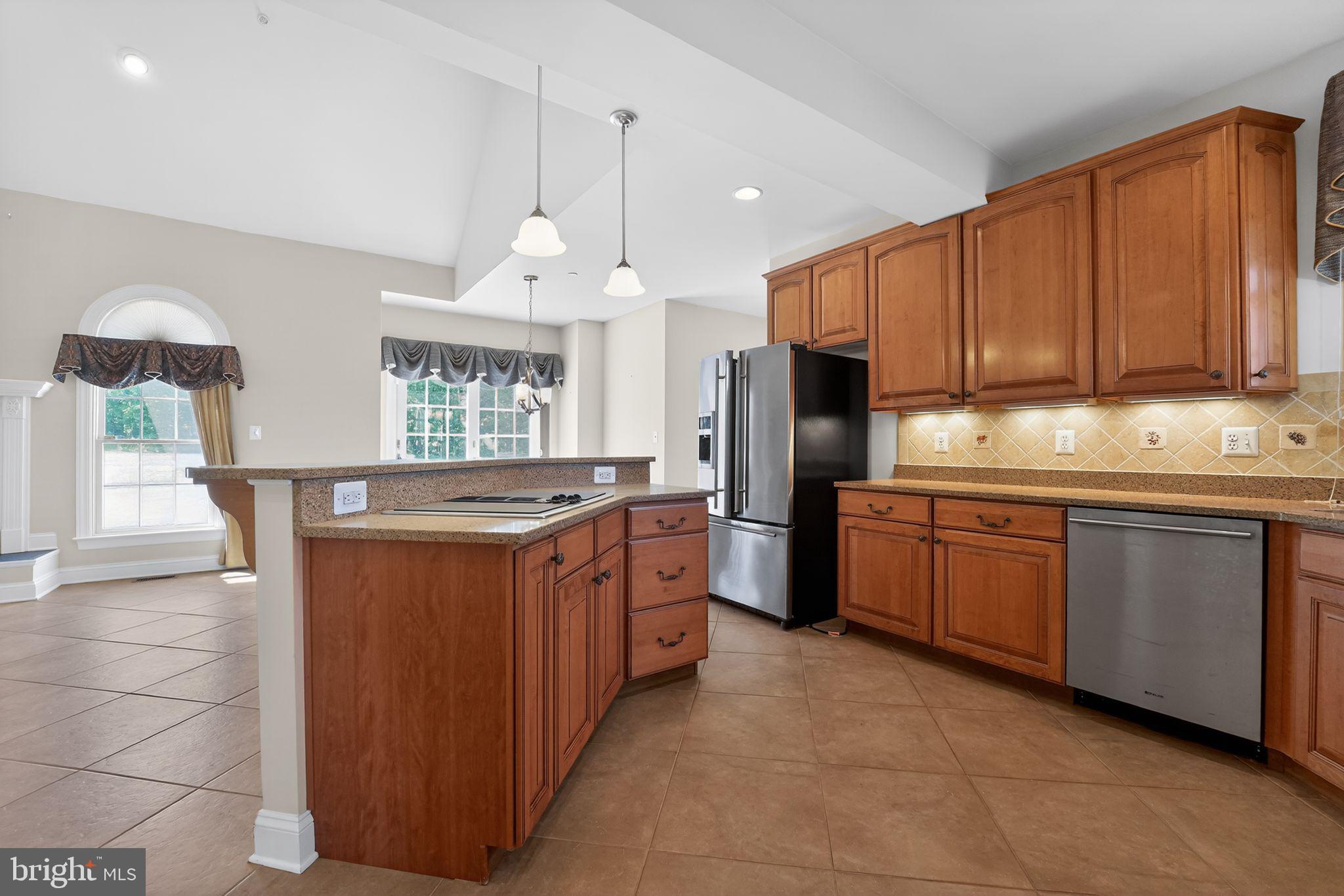 ROLLING ACRES - Residential