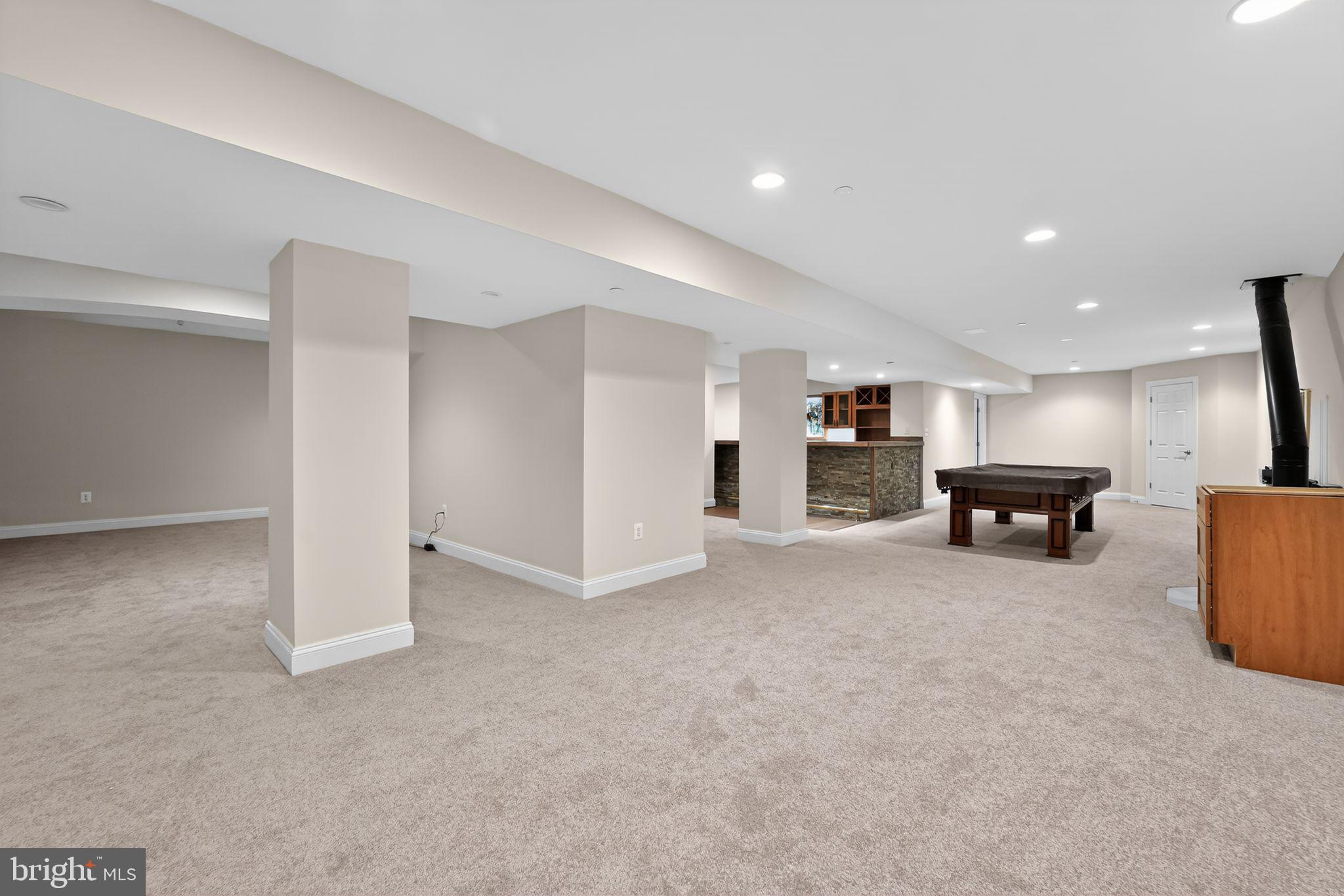 ROLLING ACRES - Residential