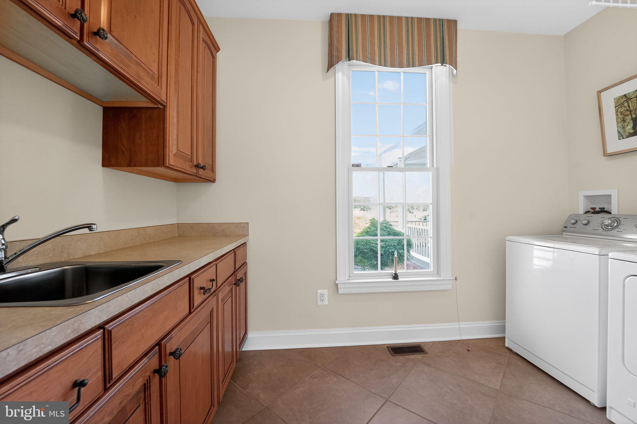 ROLLING ACRES - Residential