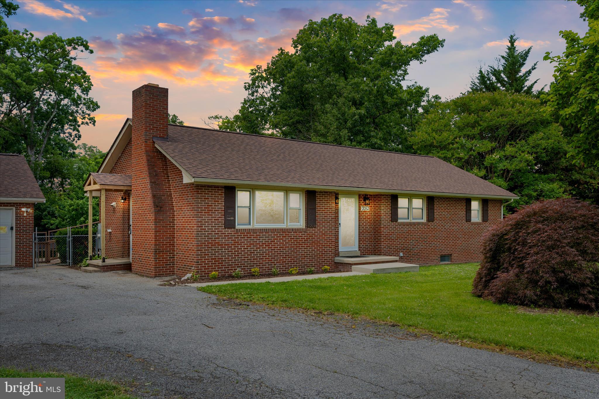 7052 LINGANORE ROAD